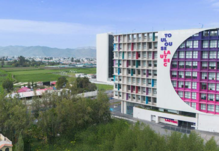 Sede Arequipa Toulouse Lautrec