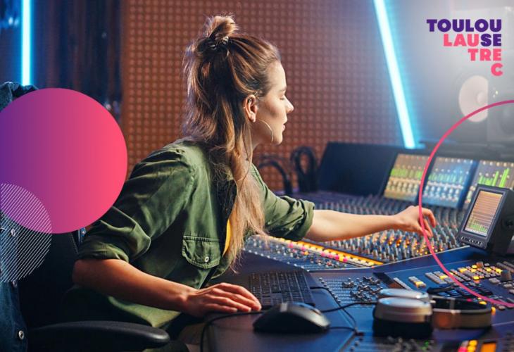 mujer productora musical